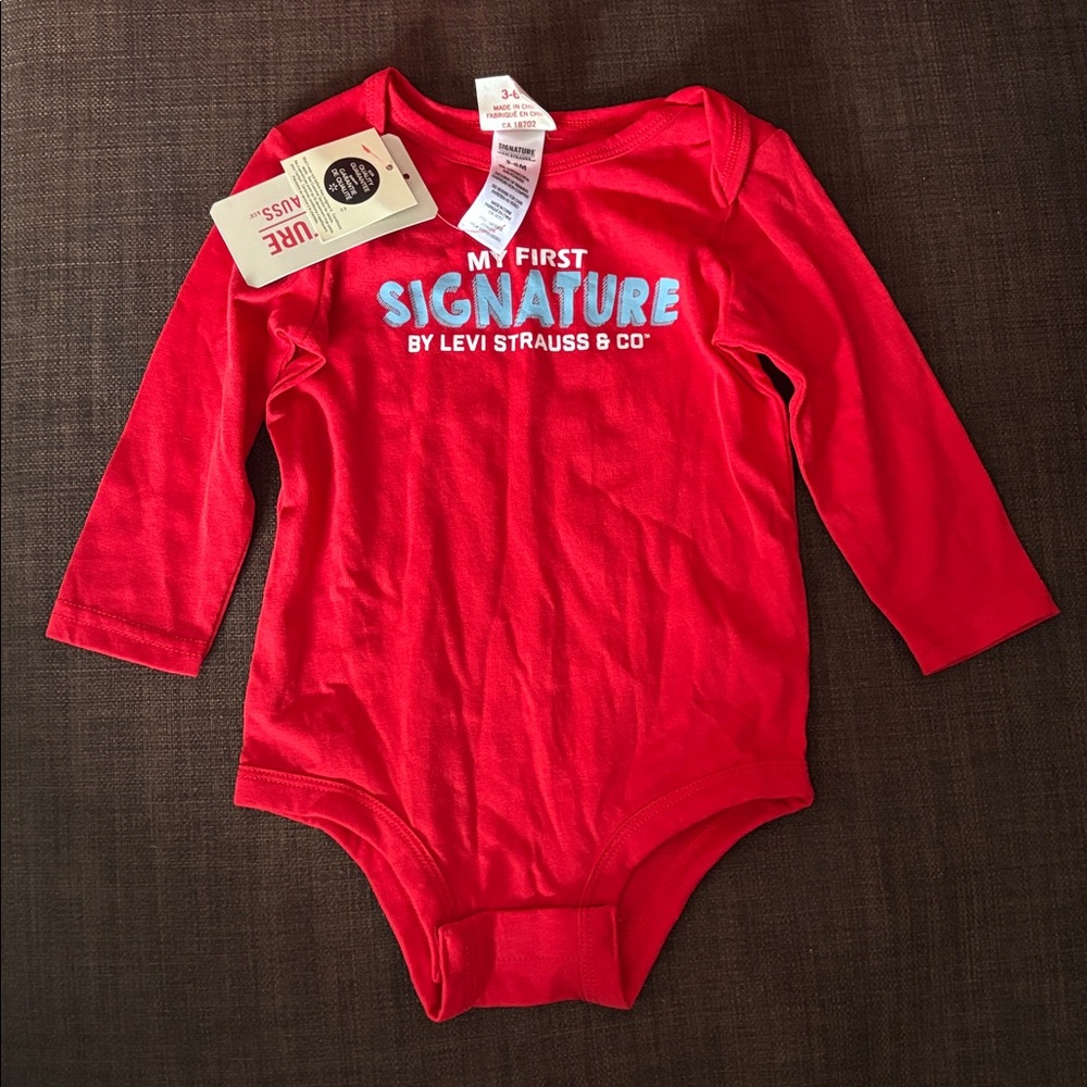 ❤️NWT Levi Strauss 3-6 Month Longsleeve Onesie